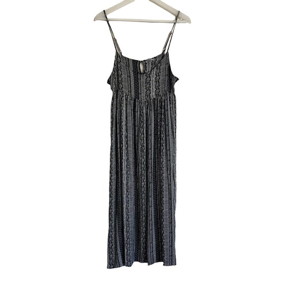 Urban Outfitters Dresses & Skirts - UO Ecote Midi Summer Dress Size Large